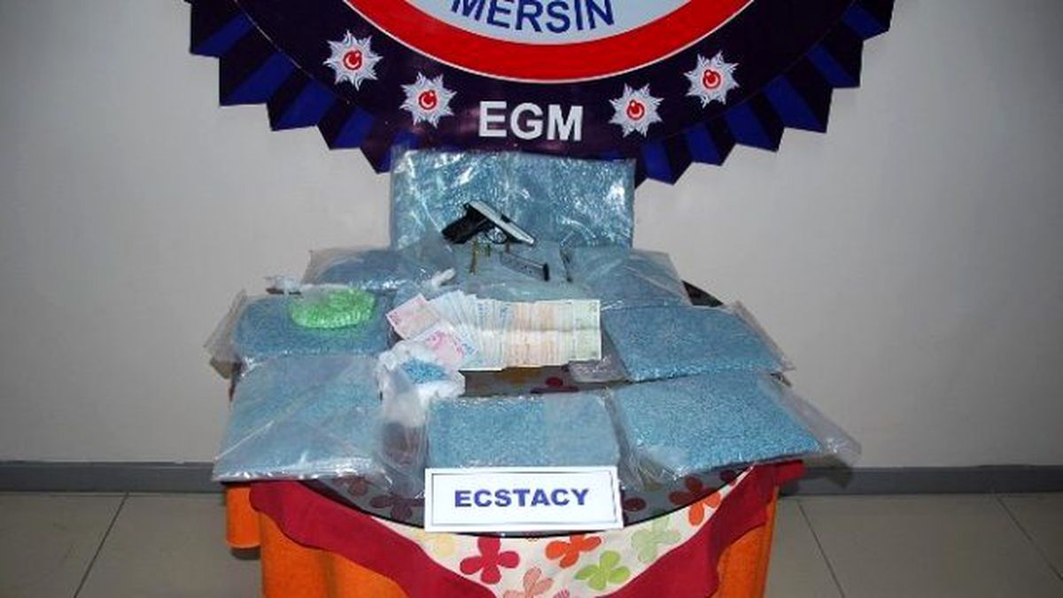 Mersin\'de 58 Bin 455 Adet Uyuşturucu Hap Ele Geçirildi