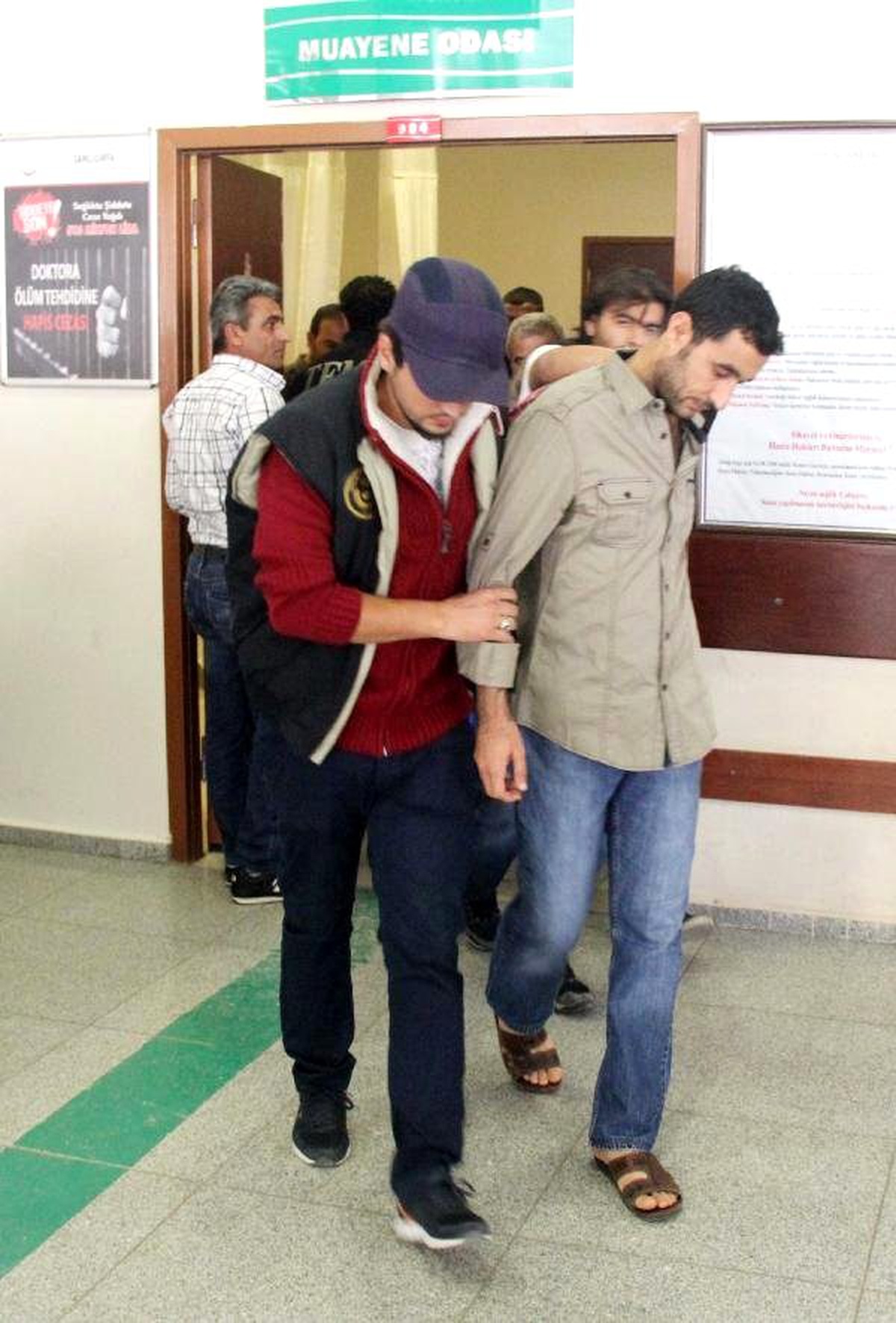 Şanlıurfa\'da PKK Operasyonunda Gözaltına Alınanlar Adliyede
