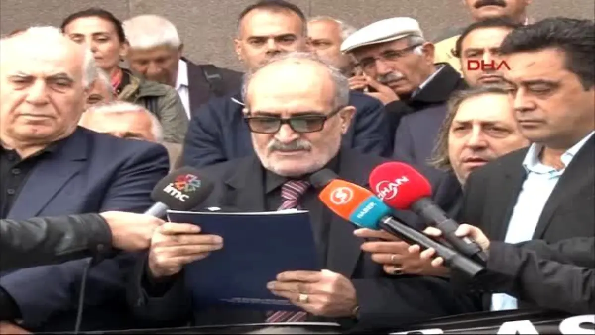 Alevi Kurumları Birlik Koordinasyonu, Canlı Bomba Saldırısının Gerçekleştiği Yere Karanfil Bıraktı 2