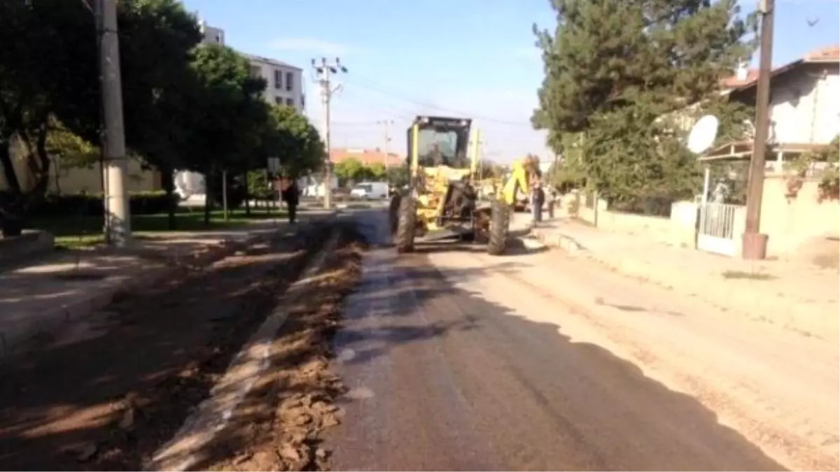 Avanos Belediyesi Saruhan Caddesine Kilitli Parke Döşeyecek