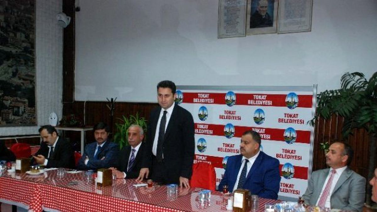 Başkan Eroğlu, Muhtarlarla Bir Araya Geldi