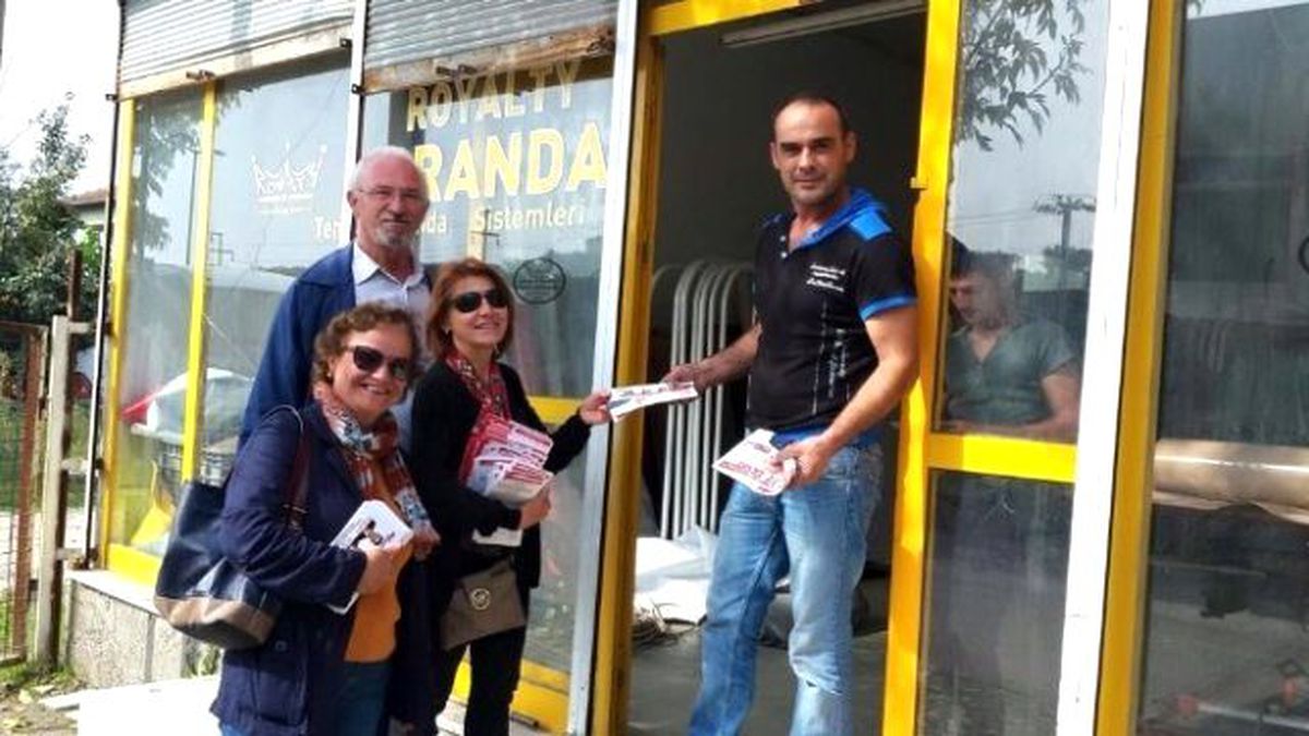CHP Kadın Kolları Kapı Kapı Dolaşıyor