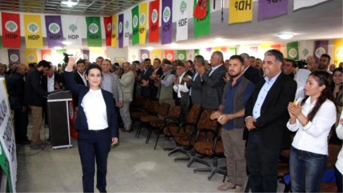 HDP\'li Yüksekdağ: Başbakan Tehditle Oy Topluyor