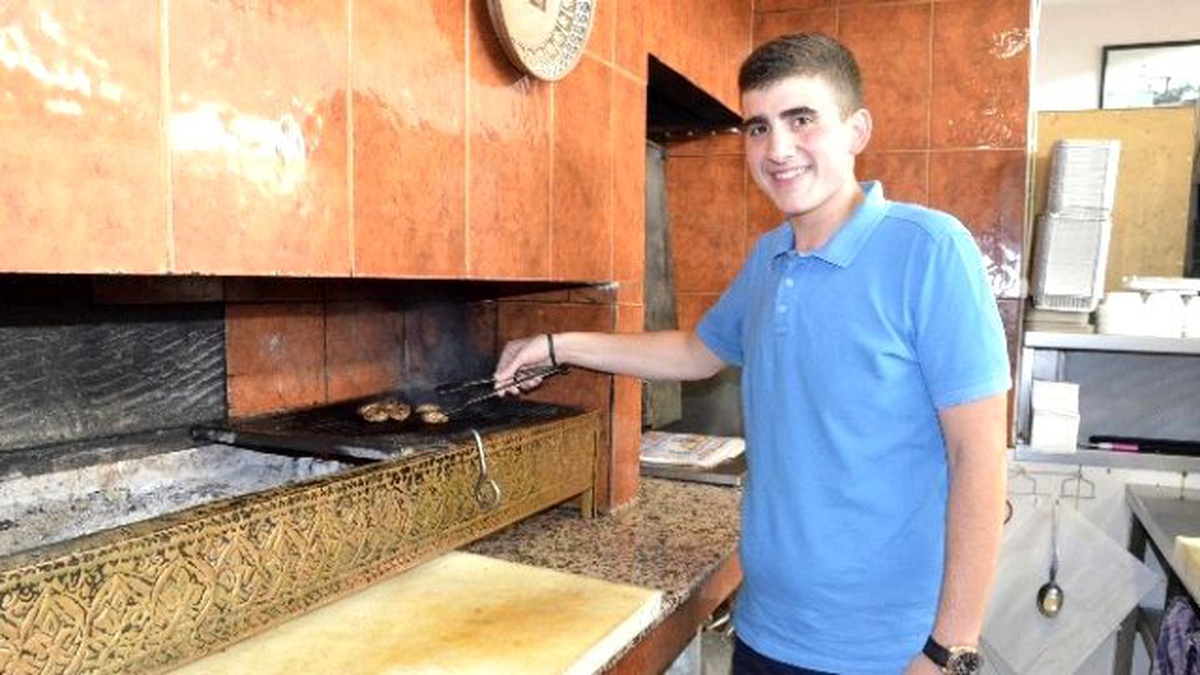 İzmirli Lokantacı Ocak Başında Kilo Verdi