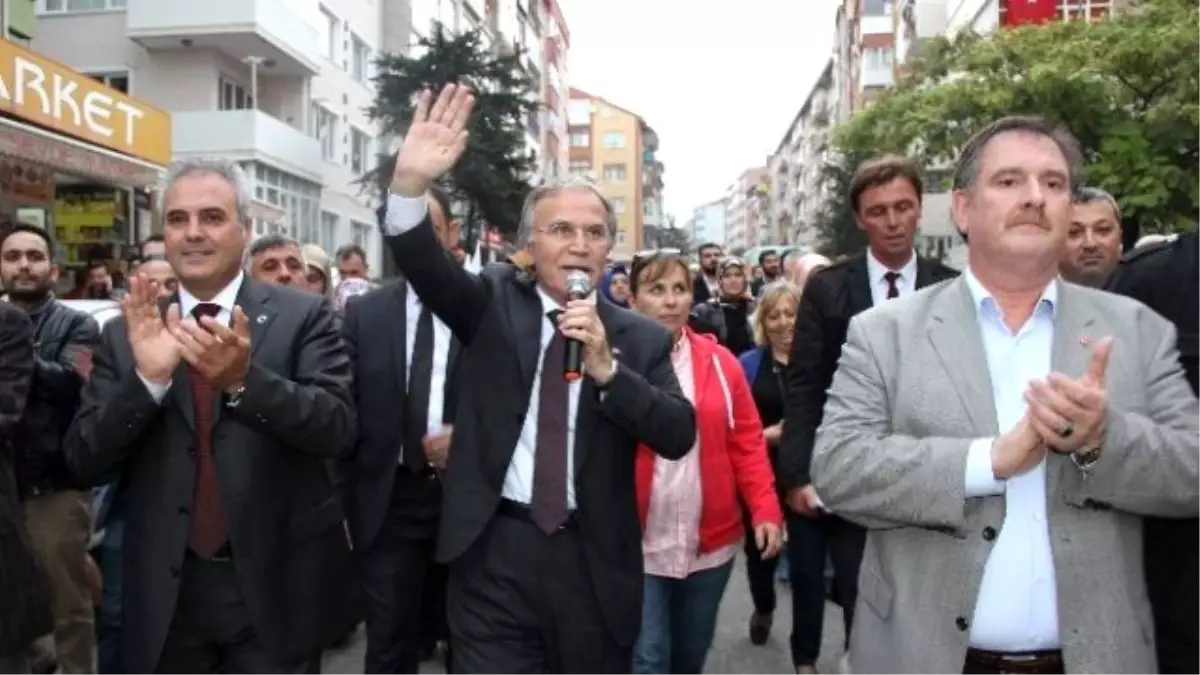 Ak Partili Şahin Mahalle Yürüyüşlerinde