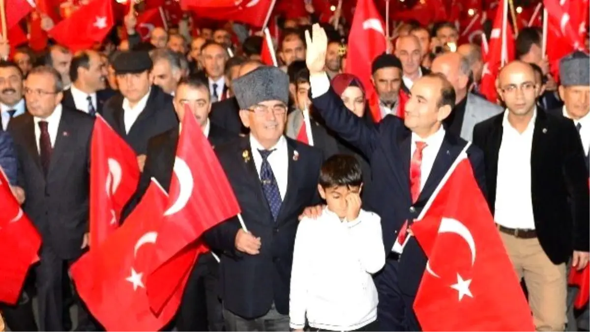 Ay Yıldız Yıldırım\'da Parlayacak