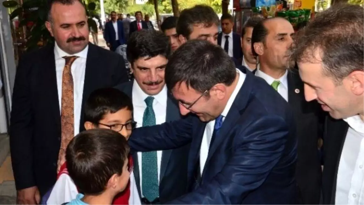 Başbakan Yardımcısı Yılmaz Siirt\'te