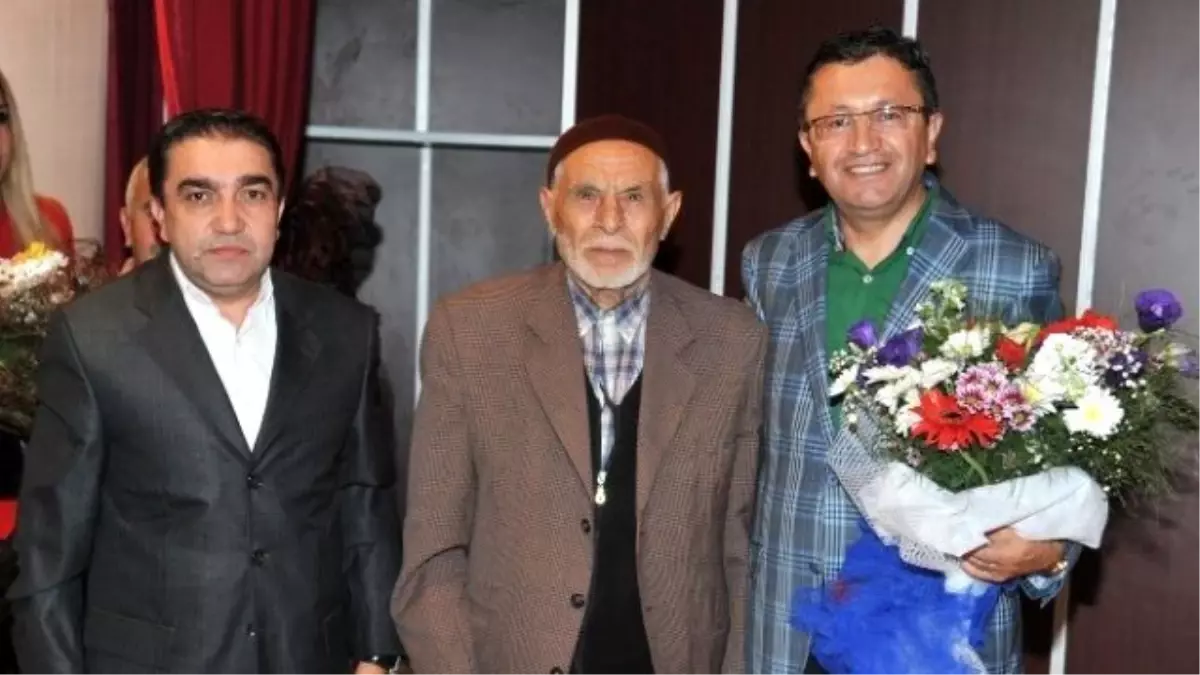 Başkan Tiryaki Altındağlı Beylerle Sohbet Etti