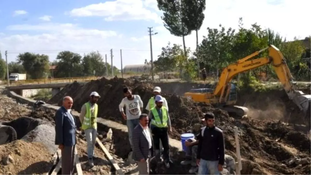 Başkan Tutal, Akçay Deresi Islah Çalışmalarını İnceledi