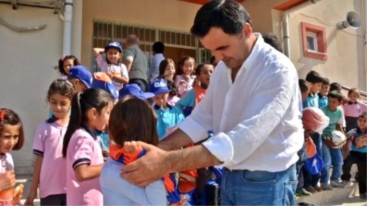 Büyükşehir\'den Öğrencilere Anlamlı Destek