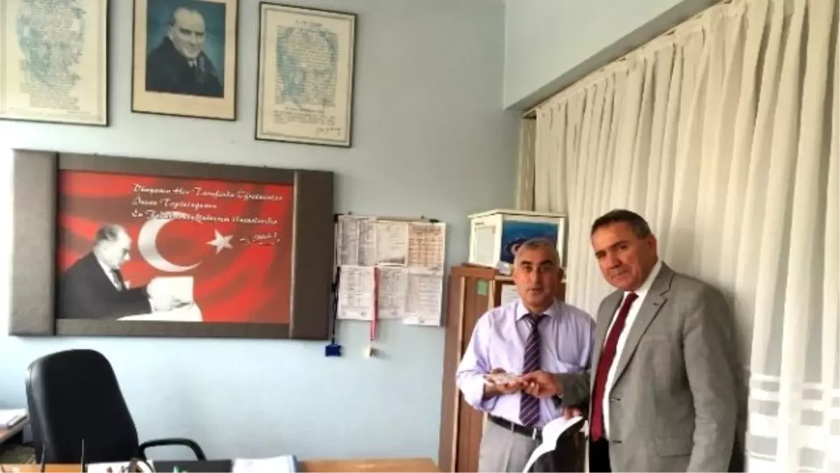 Büyükşehir Salihlili Öğrencileri Sevindirdi