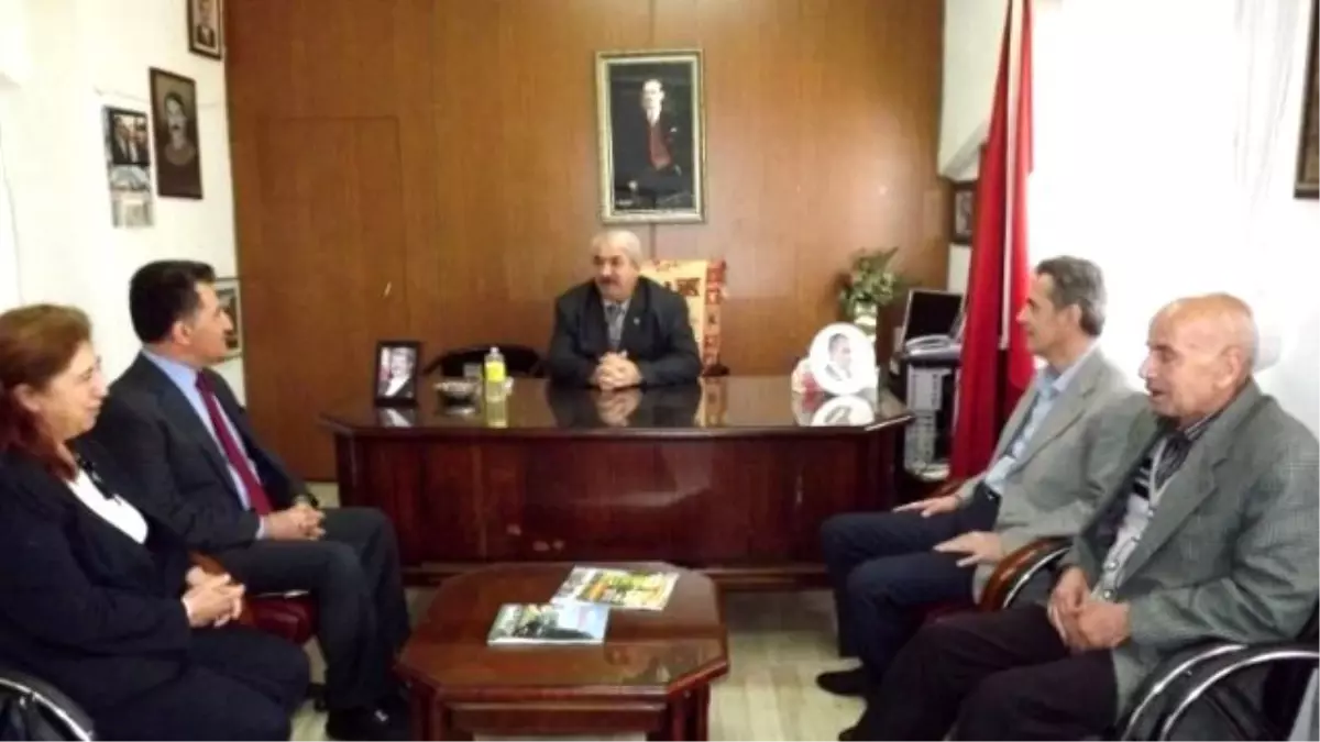 Hdp\'li Heyet Seçim Çalışmalarına Devam Ediyor