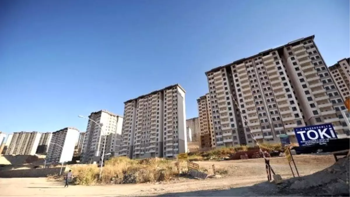 Kentsel Dönüşümde Hak Sahiplerine Bin 169 Konut Verilecek