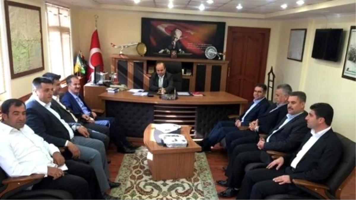 Milletvekili İbrahim Halil Fırat Besni\'de Kurumları Ziyaret Etti
