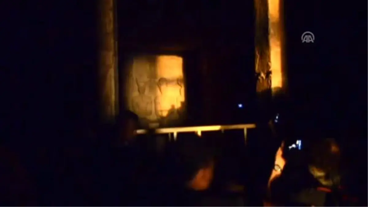 Mısır\'da Iı. Ramses\'e Güneş Vurdu