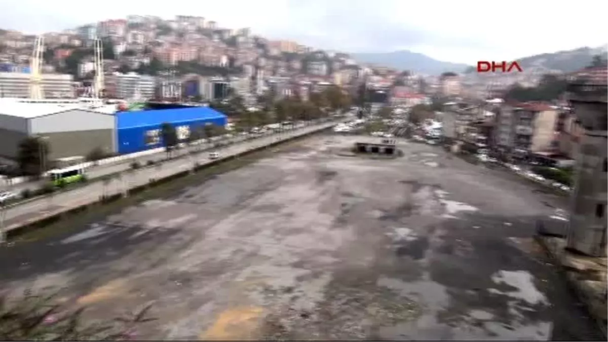 Zonguldak - Vali, Eski Kömür Yıkama Tesisi Alanında Galoşla Gezdi