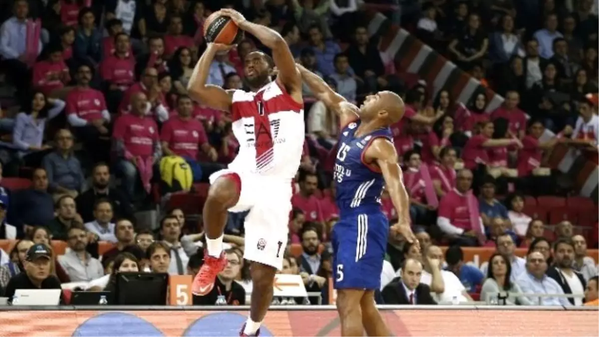 Anadolu Efes, EA7 Olimpia Milano\'yu 89-73 Yendi
