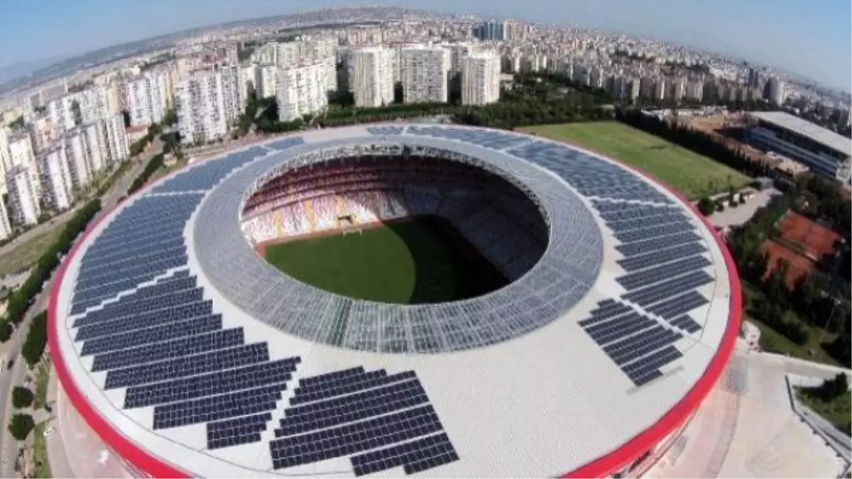 Antalyaspor Yeni Stadında İlk Maçını Beşiktaş\'la Oynayacak