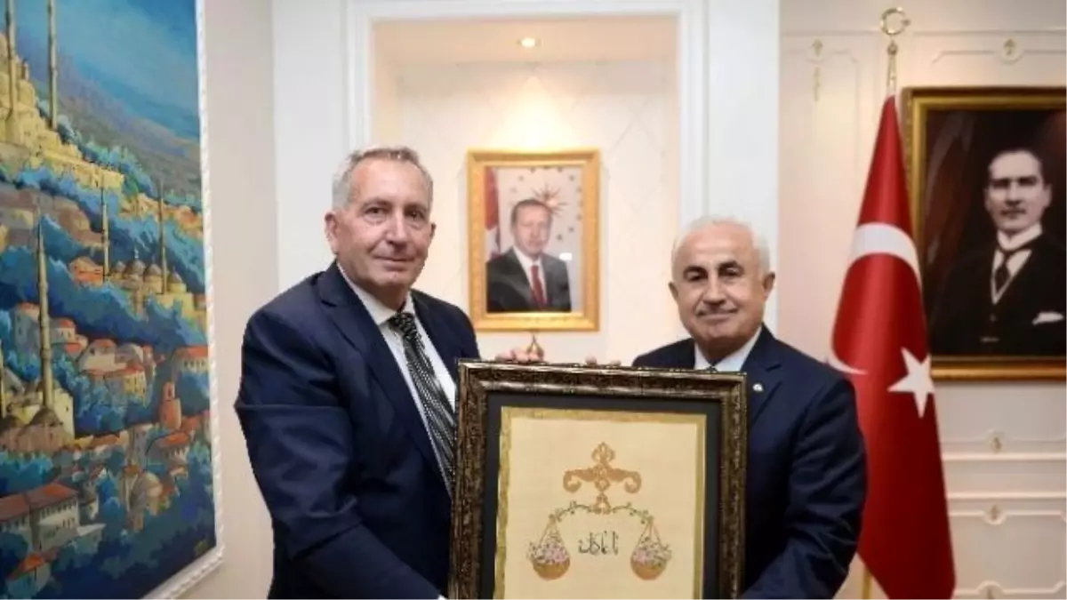 Arnavutlar Birliği Konsey Başkanı Musliu Edirne\'de