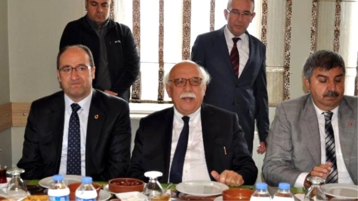 Bakan Avcı, AK Parti Teşkilatı Yöneticileri ile Buluştu