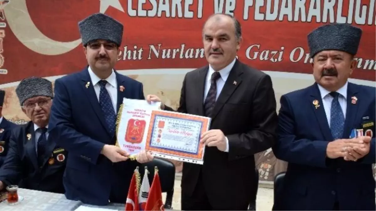 Başkan Gürlesin, Gazilere Kıbrıs Hediyesi