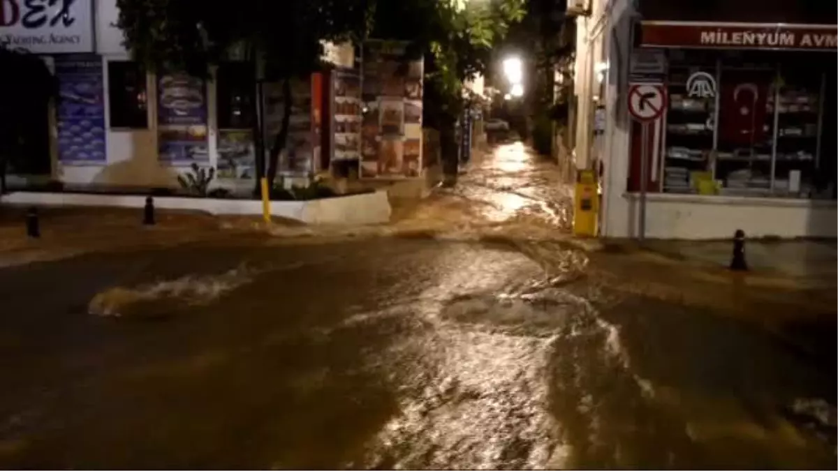 Bodrum\'da Sağanak Yaşamı Olumsuz Etkiledi