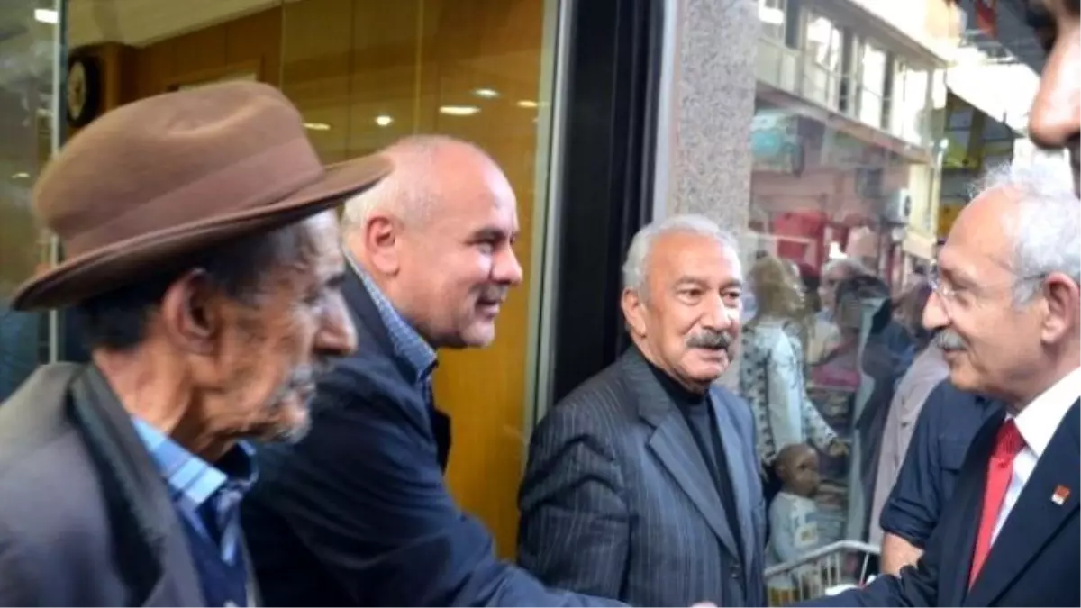 CHP Lideri Kılıçdaroğlu Fatsa\'da Esnafı Ziyaret Etti