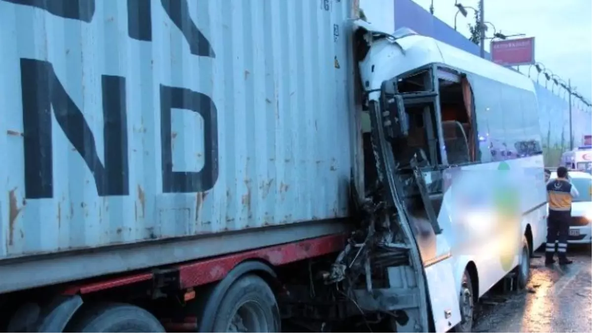 E-5\'te Feci Kaza: 10 Yaralı