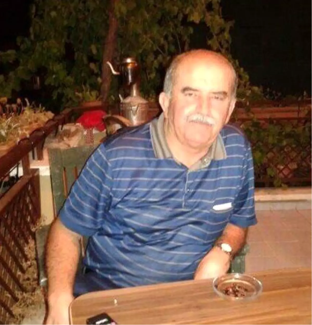 Eski Vergi Rekortmeni İş Adamına Mahkeme Çıkışında Bıçaklı Saldırı