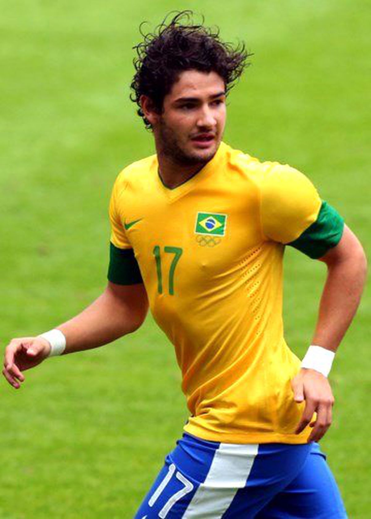 Fenerbahçe, Pato'nun Peşinde