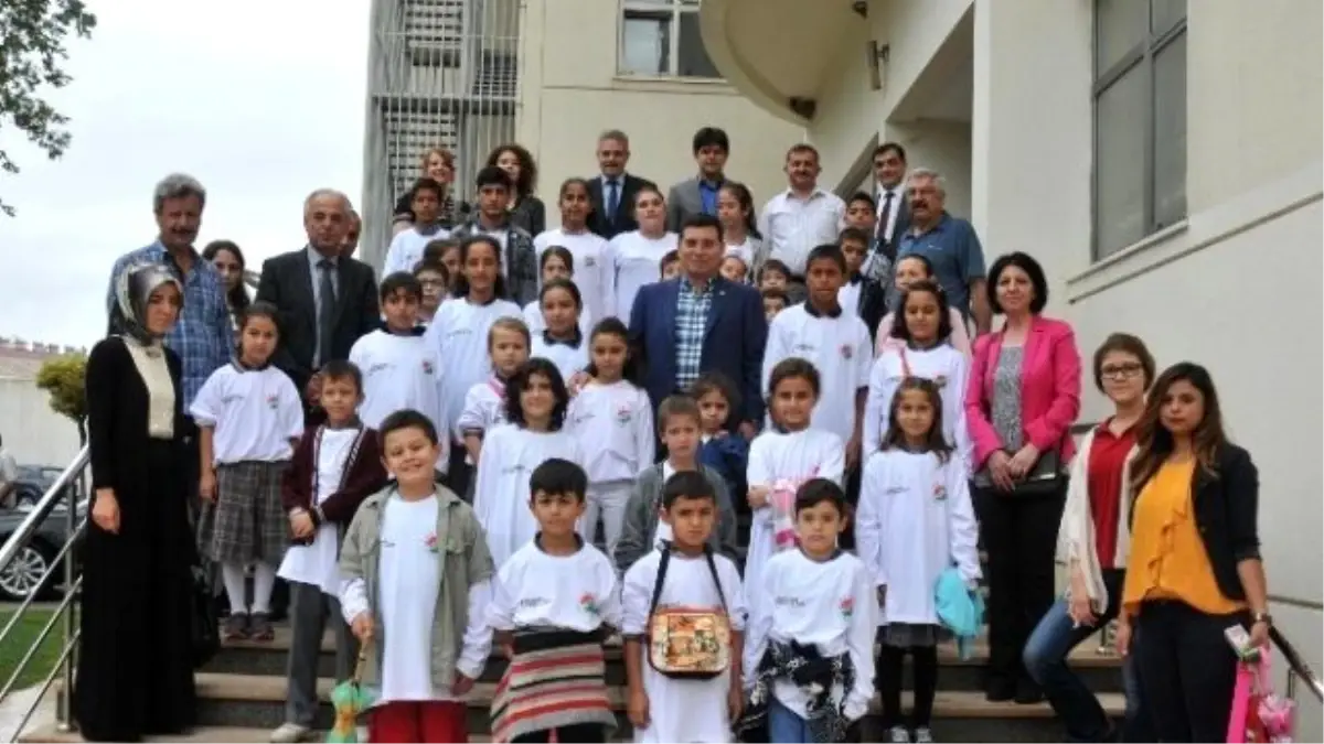 Kepez\'deki Okullarda \'Engeliniz Engelimizdir\' Uygulaması Devam Ediyor