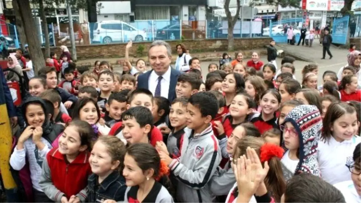 Namık Kemal İlkokulu\'ndan Aşure Günü Etkinliği