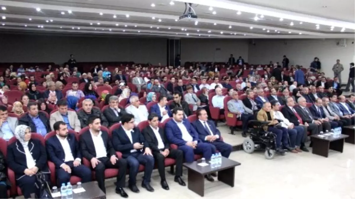 Orta Dağu"Da Dönüşüm ve Sykes Picot Düzeninin Çöküşü Konferansı Verildi