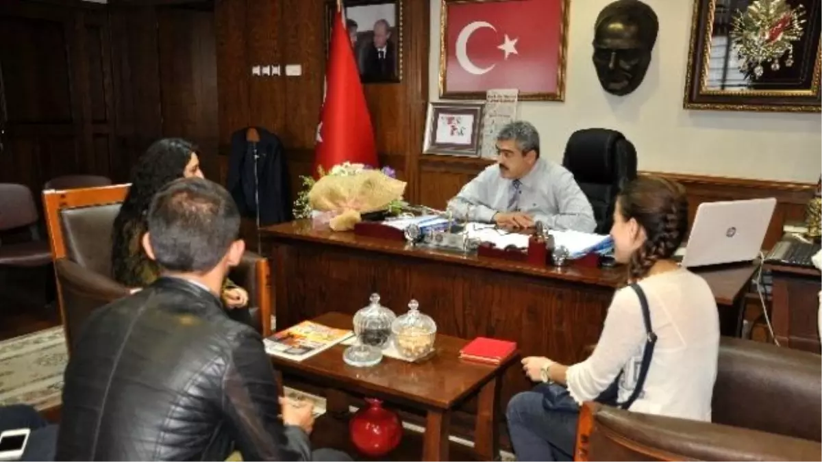 Tgb\'li Gençlerden Başkan Alıcık\'a Teşekkür Ziyareti