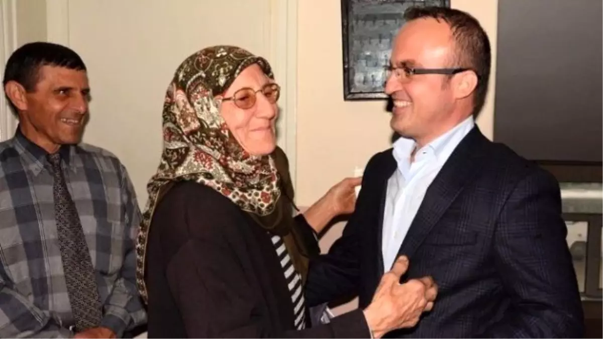 Turan Bayramiç\'te Ziyaretlerde Bulundu