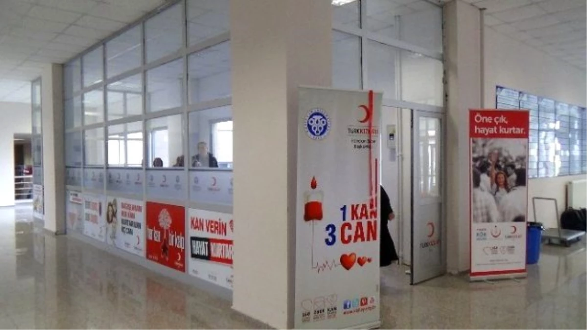 Türkiye\'de İlk Defa Bir Üniversitesinde Sabit Kan Bağış Merkezi Kuruldu