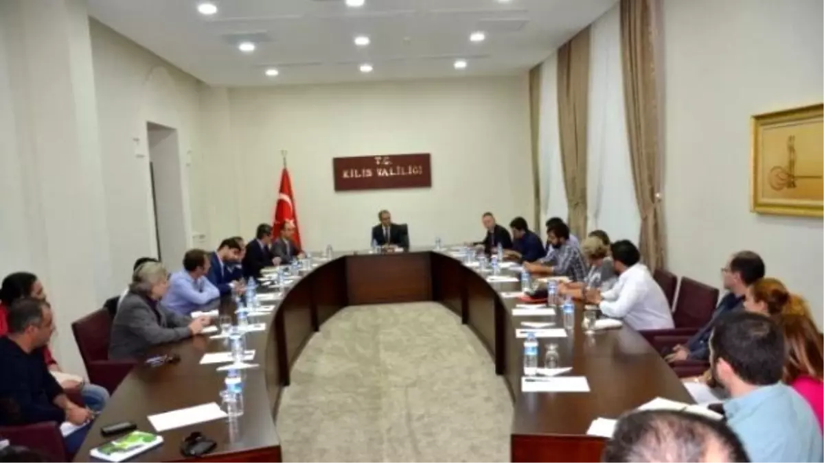 Vali Tapsız, Sivil Toplum Kuruluşları ile Biraraya Geldi