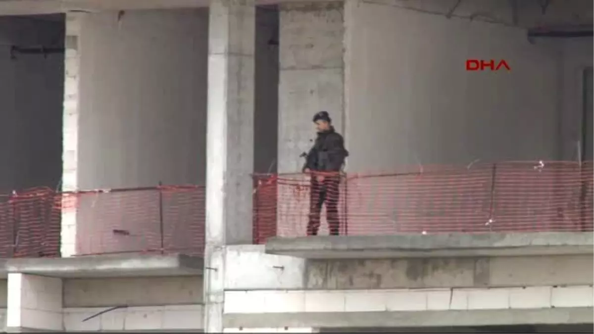 Yenilenen Marmara Üniversitesi İlahiyat Camii\'nde İlk Cuma