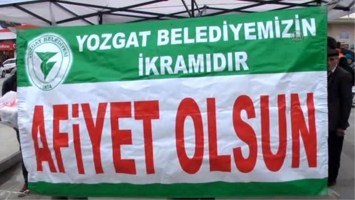 Yozgat\'ta 2 Bin Kişiye Aşure Dağıtıldı