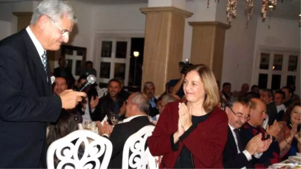 AB Eski Bakanı Bozkır; \'Türkiye\'de Çok Büyük Oyunlar Oynanıyor\'