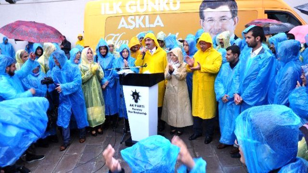 AK Parti Karatay\'dan Mahalle Taraması