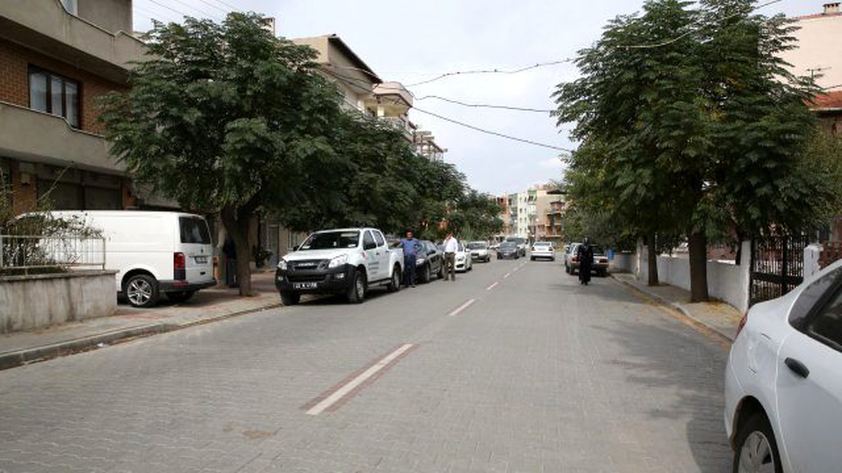 Akhisar Sokakları Kilit Parkeyle Kaplandı