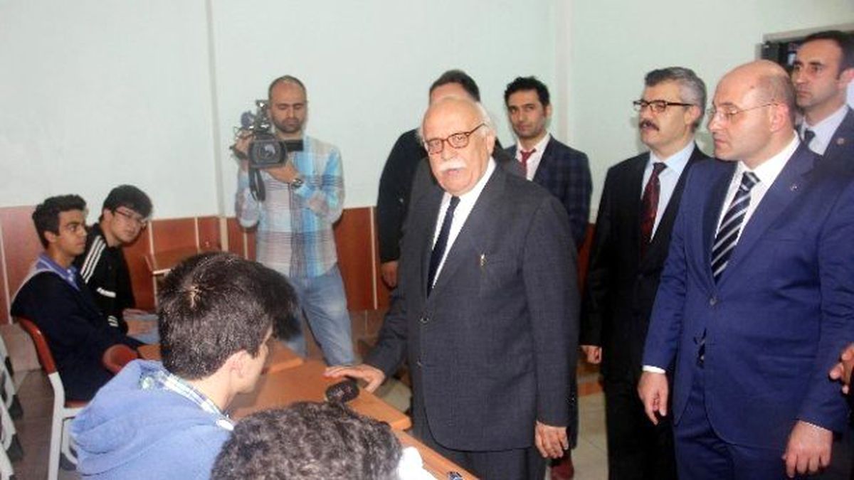 Bakan Nabi Avcı: Üniversite Sınavlarında Sürpriz Yok, Çocuklarımızı Zor Durumda Bırakmayız