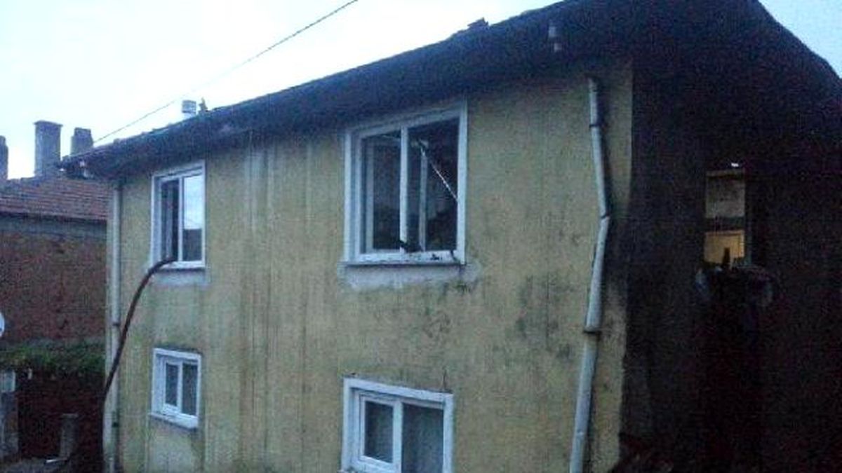 Bolu\'da İtfaiyecinin Evi Yandı