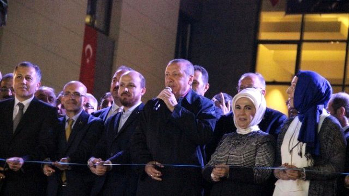 Cumhurbaşkanı Erdoğan, Bilal Erdoğan\'ın İtalya\'ya Kaçtığı İddialarına Cevap Verdi