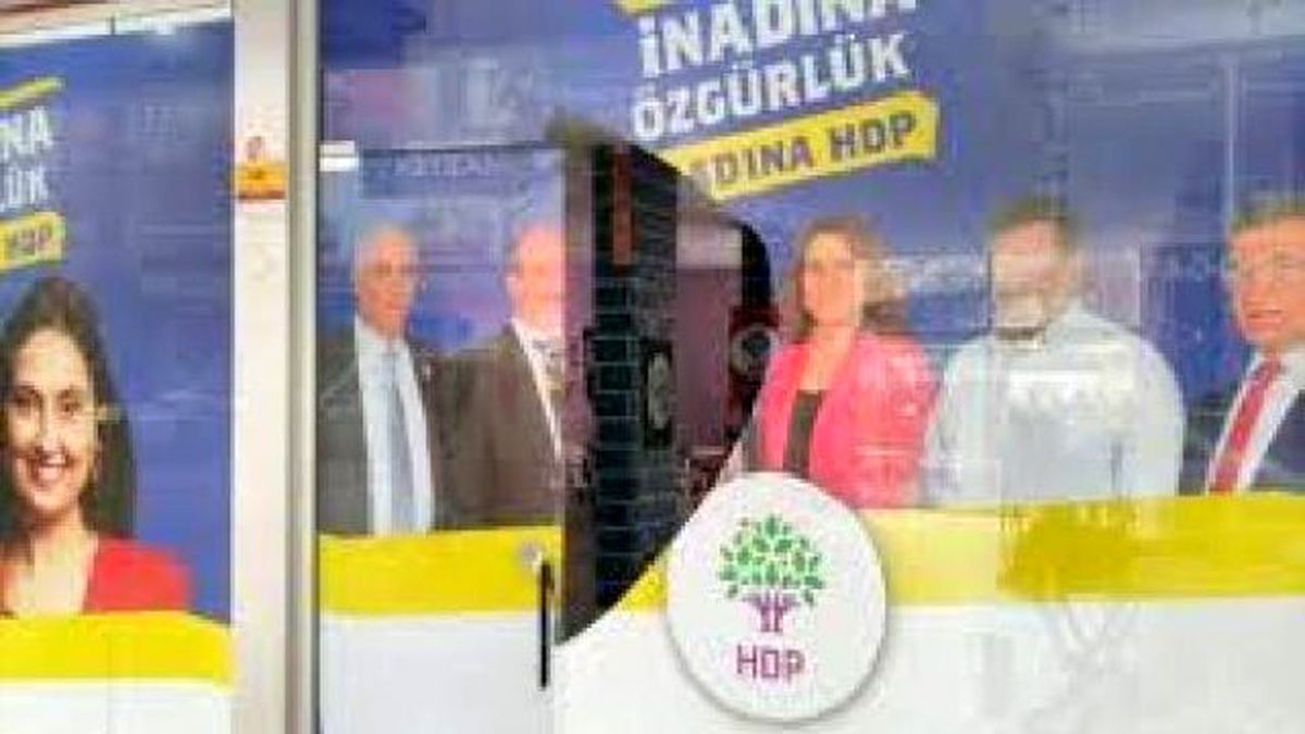 HDP, Seçim Bürosuna Saldırı