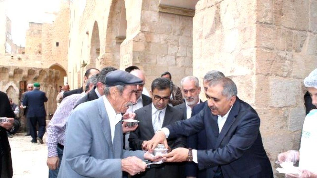 Mardin\'de 5 Bin Kişiye Aşure İkramı