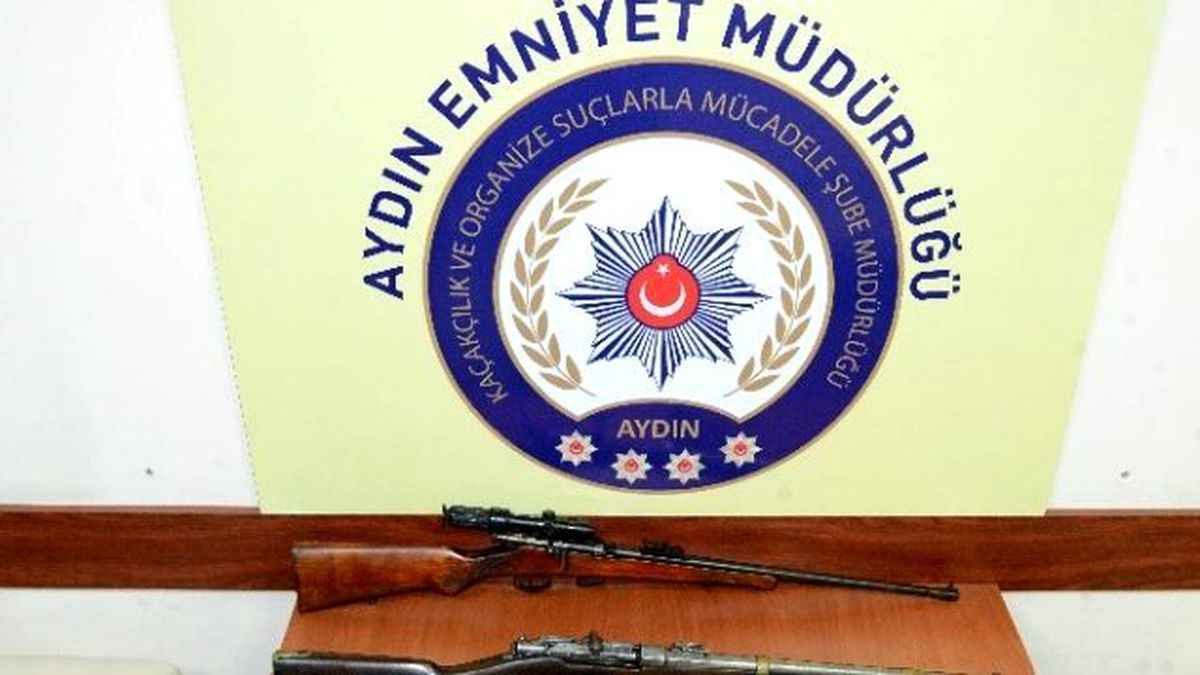 Polisten Kaçan Araç Cephanelik Gibi Çıktı