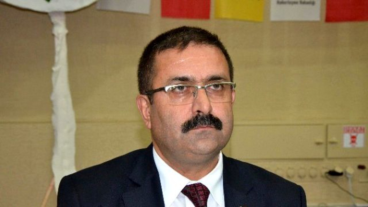 PTT Çalışanları ve Emeklileri Yemekte Buluştu