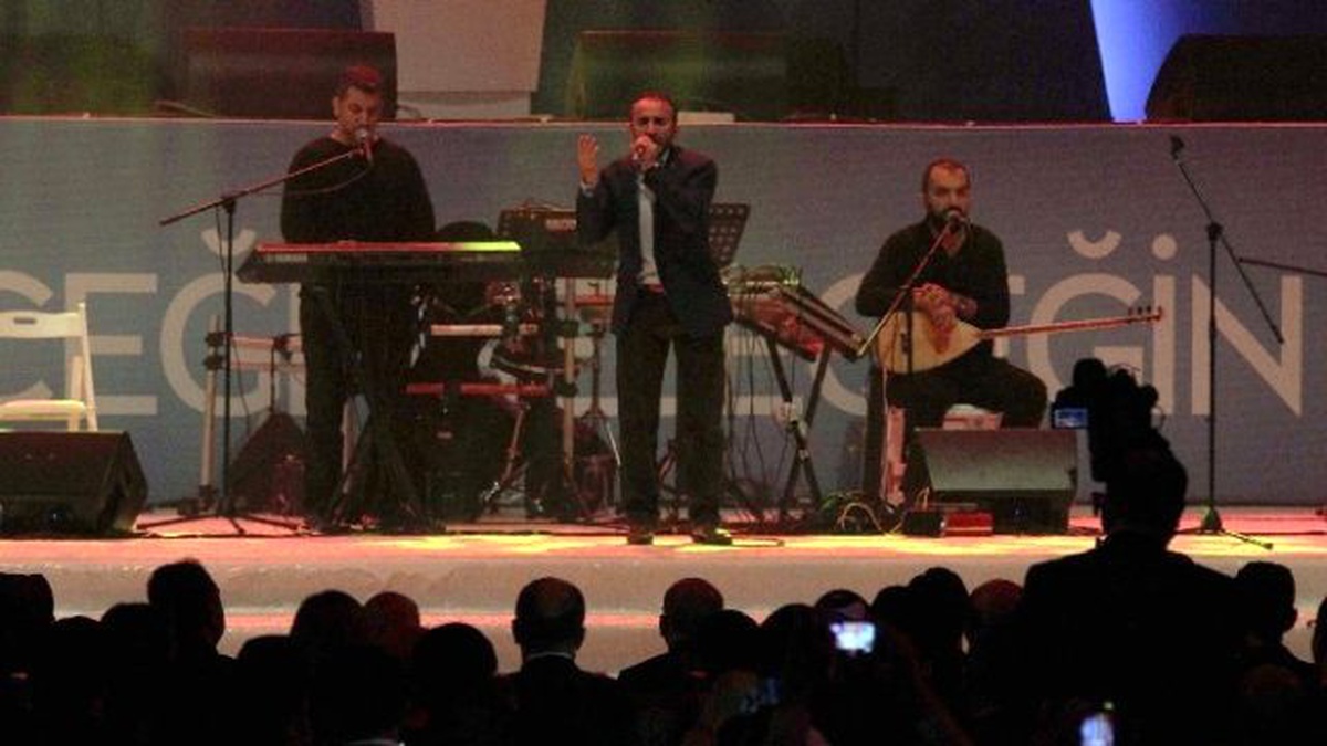 Ses Sanatçısı Ömer Karaoğlu\'ndan Cumhurbaşkanı Erdoğan\'a Teşekkür
